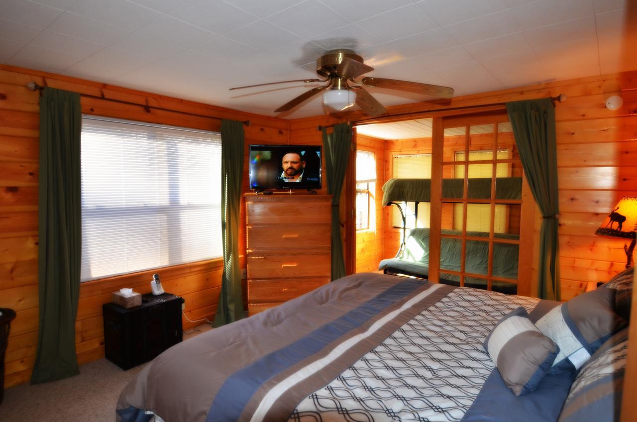 Chalet Village Little Creek Cabinヴィラ エクステリア 写真